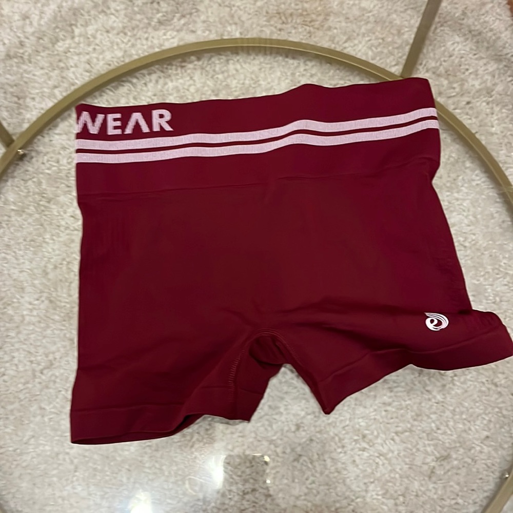 Seamless shorts